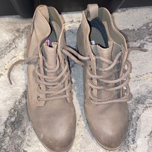 Steven Madden Booties